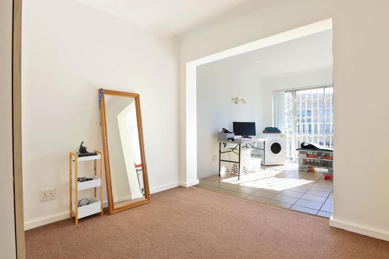 To Let 3 Bedroom Property for Rent in Parklands Western Cape